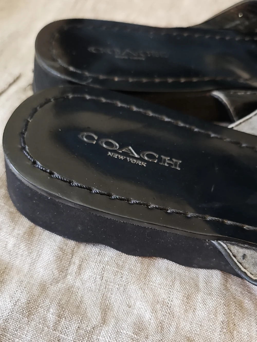 Coach Shelly Black Leather Thong Sandals,  Size 7.5